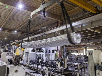 45號鋼淬火後硬度太高了要用什麽刀片加工