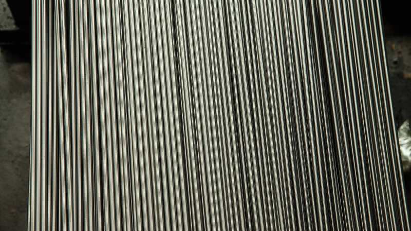 304不鏽鋼光亮棒是如何生產出來的