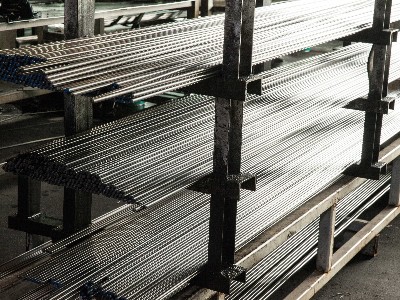 304和31691免费在线视频材的硬度對比