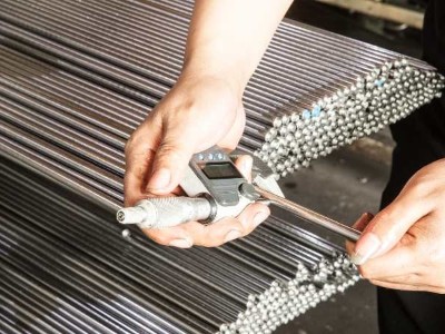 活塞杆公差圓度的測量方法